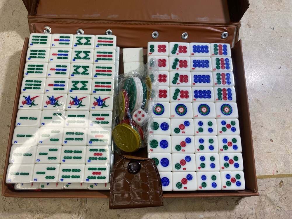 Vintage Travel Mahjong Set with 144 Tiles and Faux Gator Case